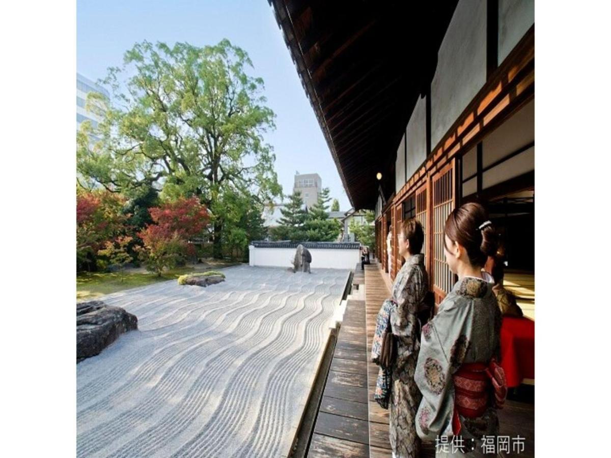 Court Hotel Fukuoka Tenjin - Vacation Stay 42334V ภายนอก รูปภาพ